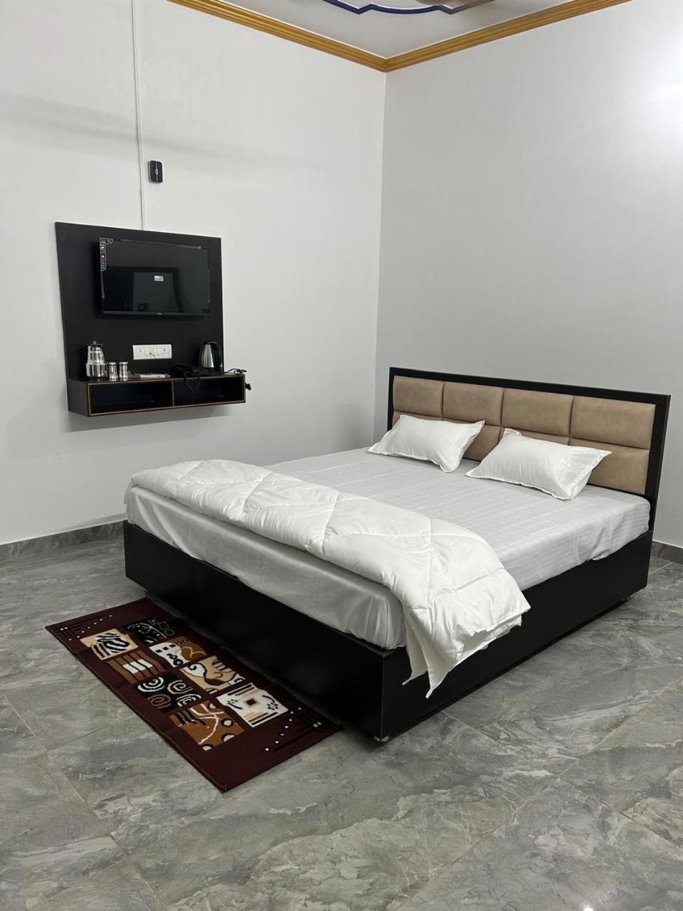 Shri Narayanam Guest House And Home Stay Ayodhya Luaran gambar