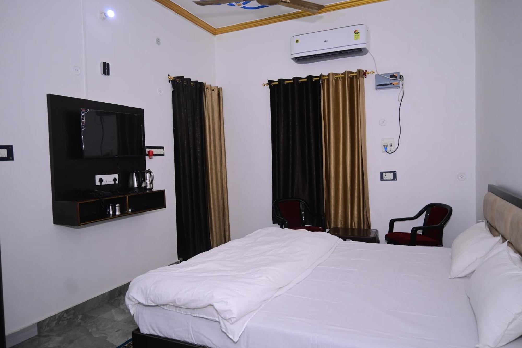 Shri Narayanam Guest House And Home Stay Ayodhya Luaran gambar